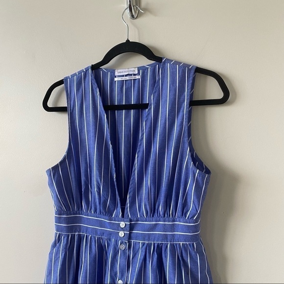 URBAN Outfitters-Striped Button Down Deep Plunge Midi Dress (Size:Small) - Picture 5 of 9